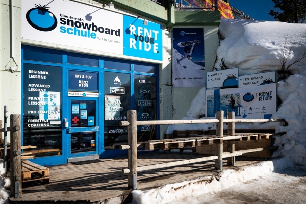 Blue Tomato Snowboardrental & Schule Obertauern